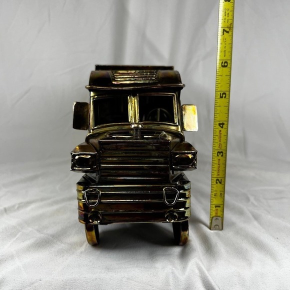 Musical Semi Truck w/ Trailer Plays Willie Nelson On The Road Again - Picture 12 of 12